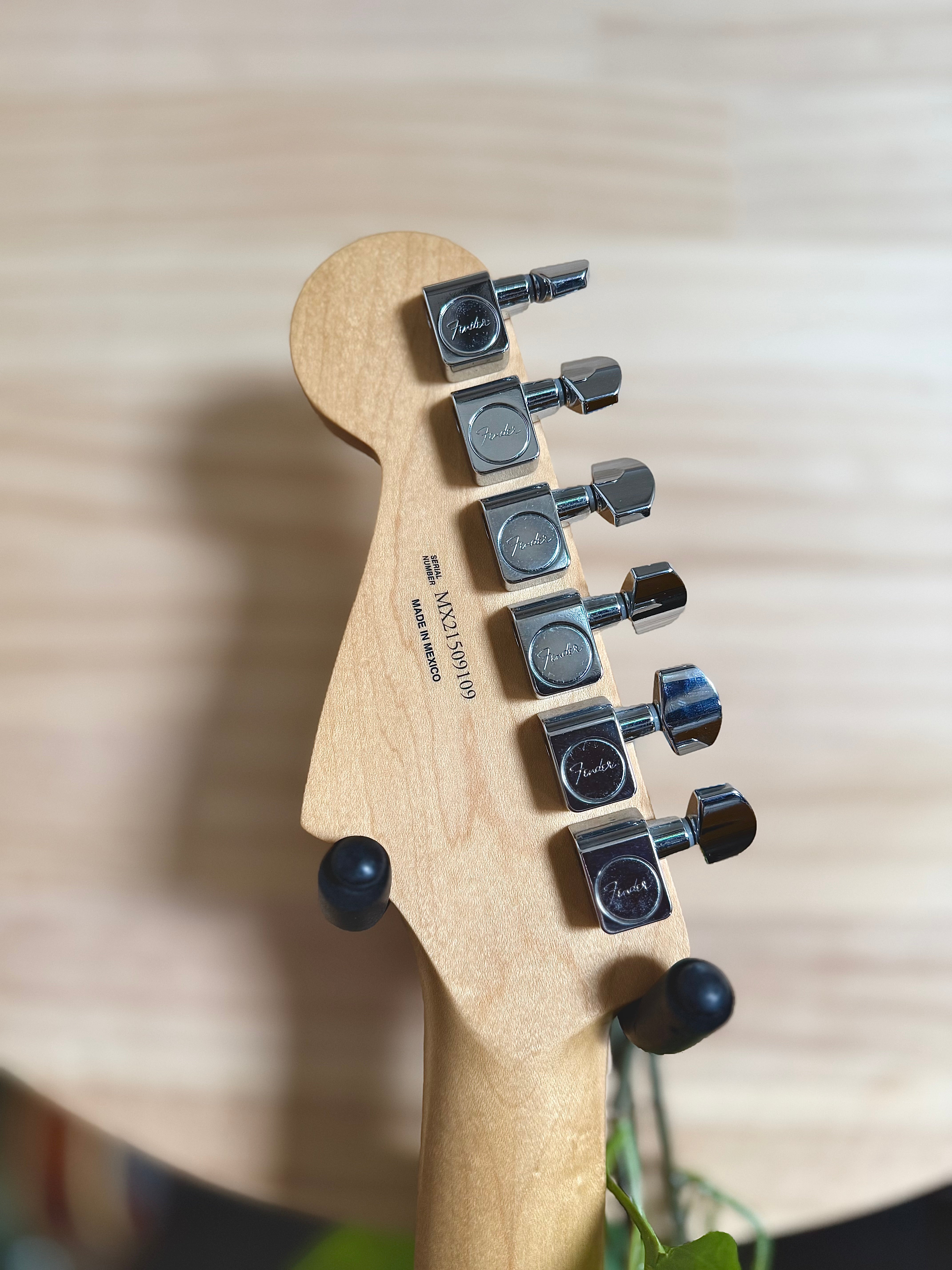 Fender | 75th Anniversary Stratocaster | Diamond | 2021 | MIM | Pre-Loved Fender | 75th Anniversary Stratocaster | Diamond | 2021 | MIM | Pre-Loved
